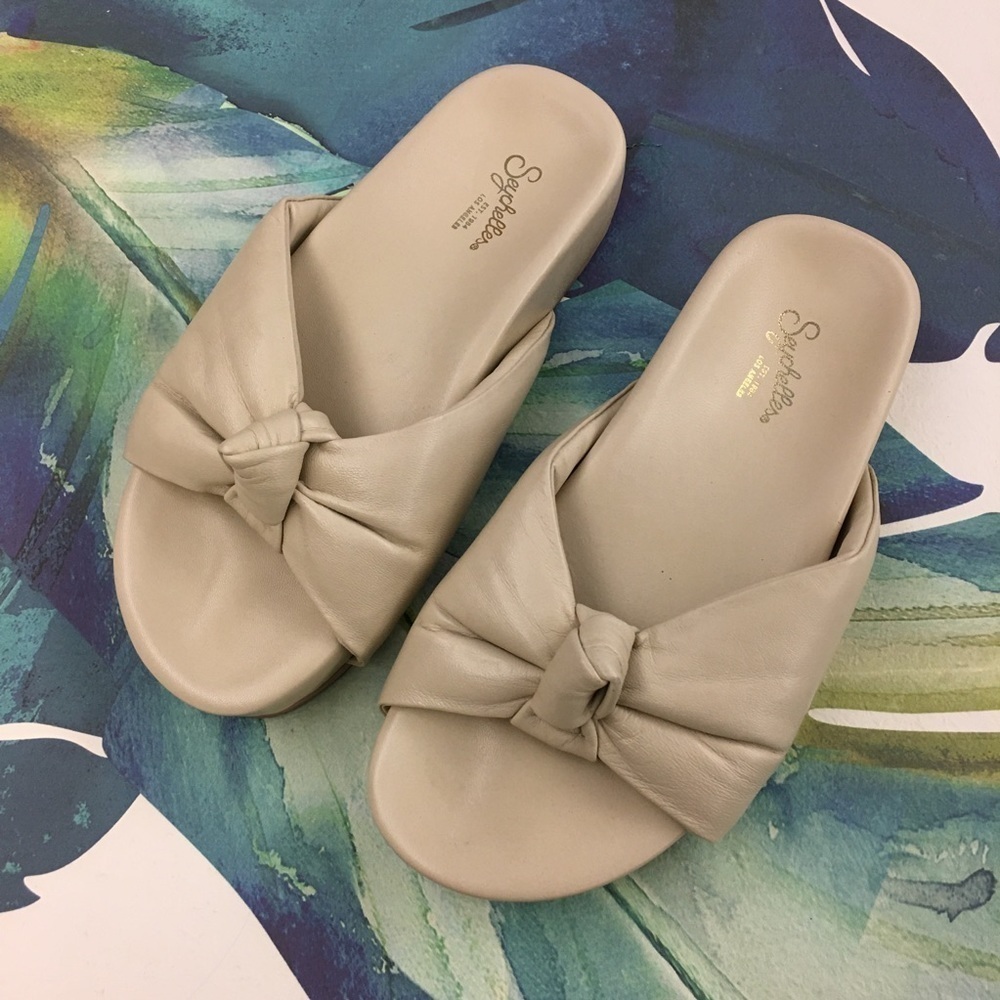 ANTHROPOLOGIE Seychelles Puff Slides Sandals Size 7
